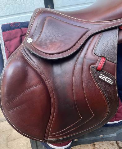 Selle CWD mademoiselle 17"