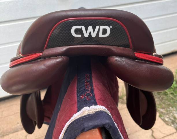 Selle CWD mademoiselle 17"