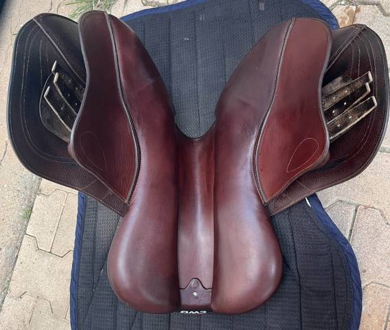 Selle CWD mademoiselle 17"