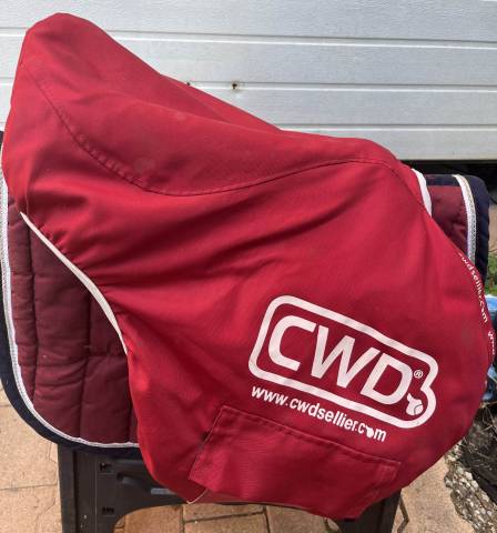 Selle CWD mademoiselle 17"