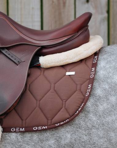 Tapis de selle LOVE Obstacle Marron Chocolat - GEM