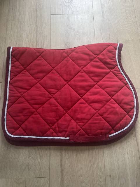 Tapis de selle rouge full