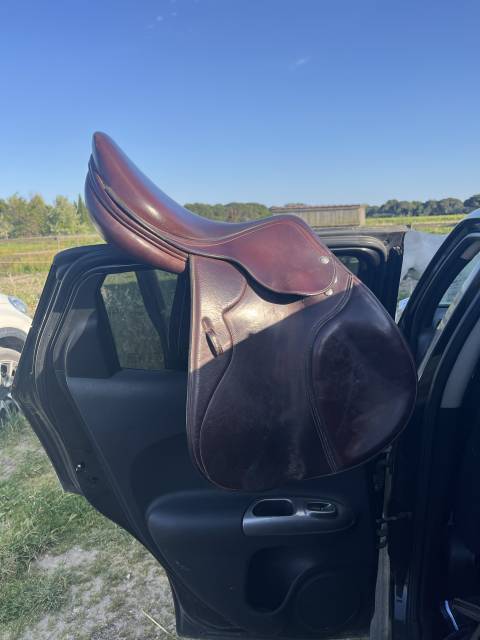 SELLE CSO DE LA MARQUE EQUIPE