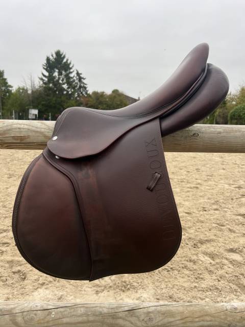 Selle Devoucoux gamme BIARRIZ S Année 2021 