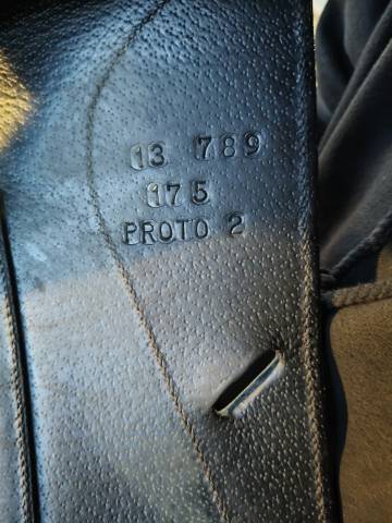 Selle de dressage Antares 17.5