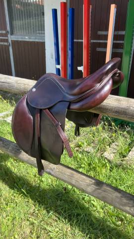 Selle CWD 17’ châtaigne 