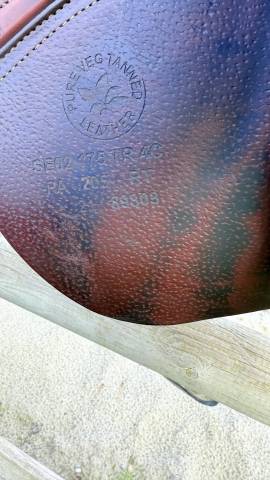 Selle CWD SE02, taille 17,5 