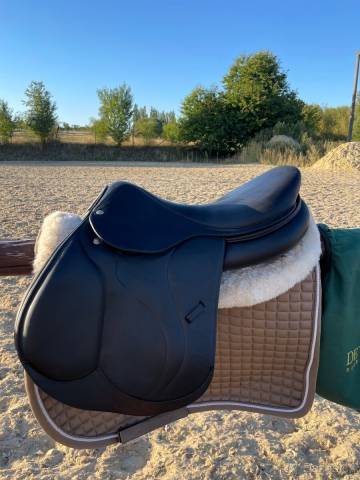 Devoucoux Biarritz jumping saddle