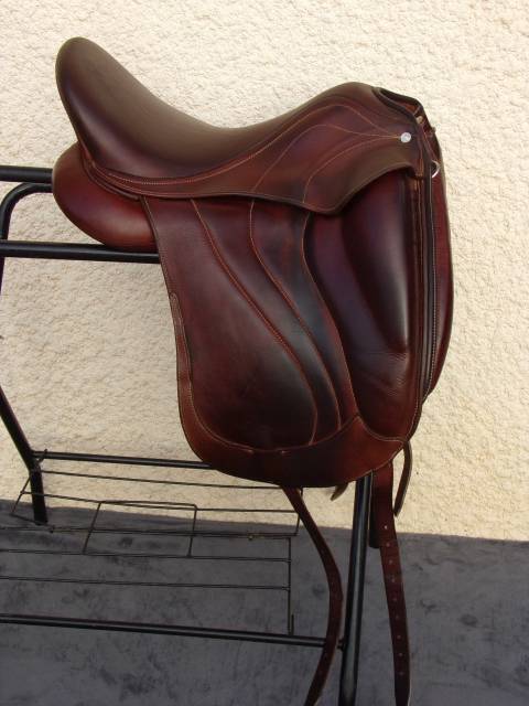 Selle Dressage Antares Concept 17'