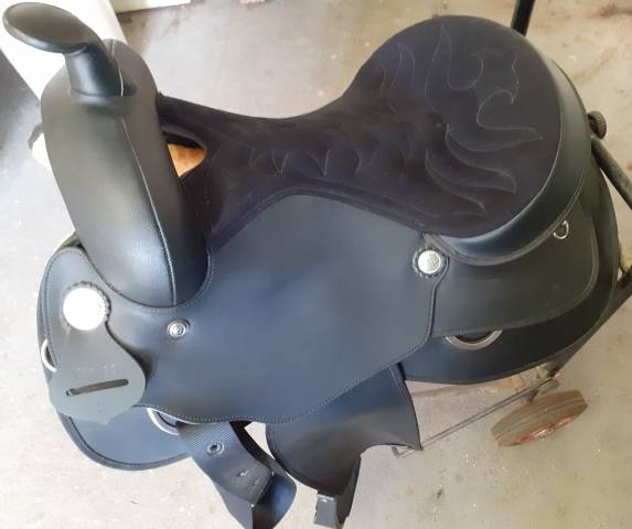 Selle western wintec taille 16 ,cheval.Etat neuf 350 eu