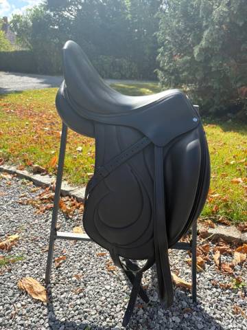 Selle Antares Cadence 17