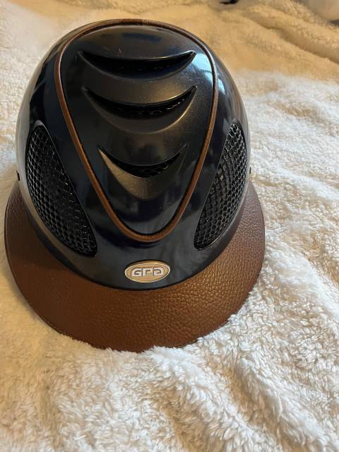 casque GPA first lady leather taille 58