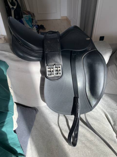 Selle dressage Tekna 16,5 Noire 