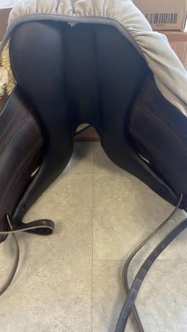 Selle Childeric 16,5 pouces   2012 