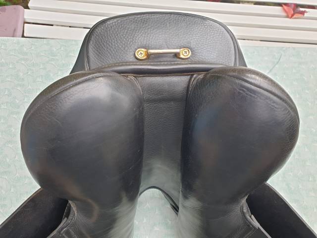 Selle KENT and MASTERS 17"