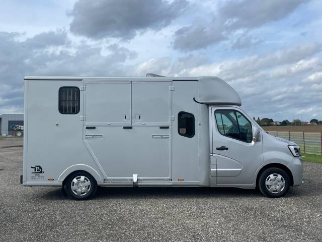 Renault master tbst stalle 5