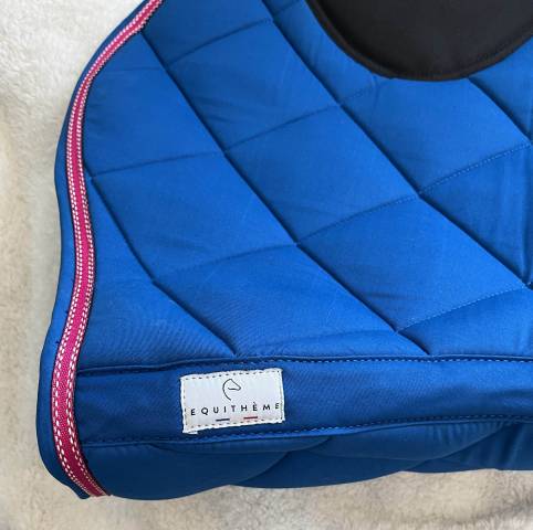 Tapis Equitheme taille cheval Neuf
