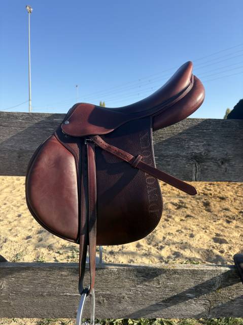 Selle devoucoux biarritz tout équipé 