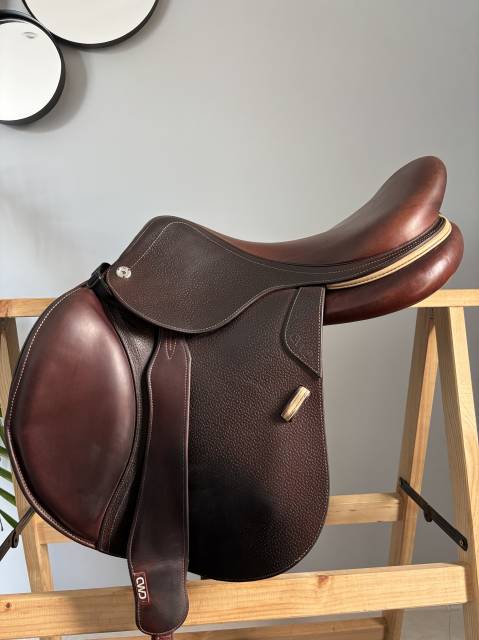 Selle CWD SE02   Taille 17,5   Quartier 2C