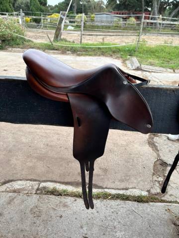 ! URGENT ! Selle practice butet marron 
