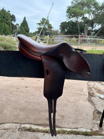 ! URGENT ! Selle practice butet marron 