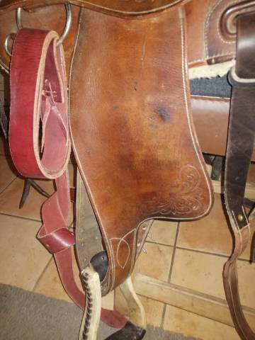 Selle western FQH 16 pouces 