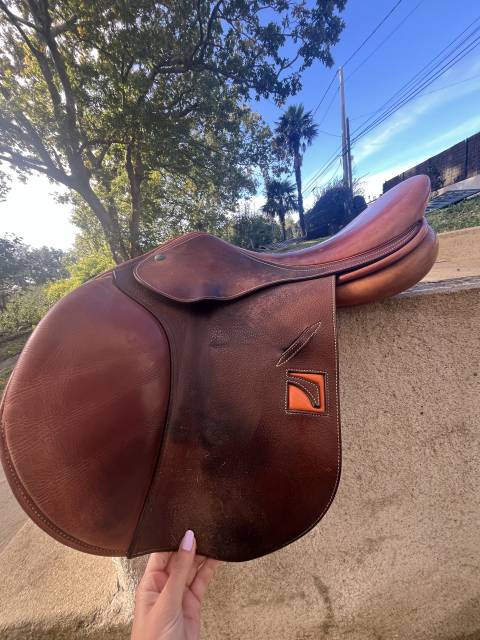 Selle mixte childéric