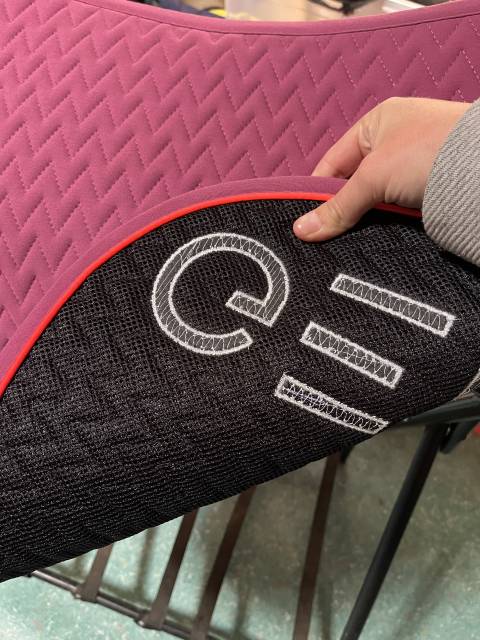 Tapis gem framboise neuf 