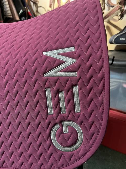 Tapis gem framboise neuf 