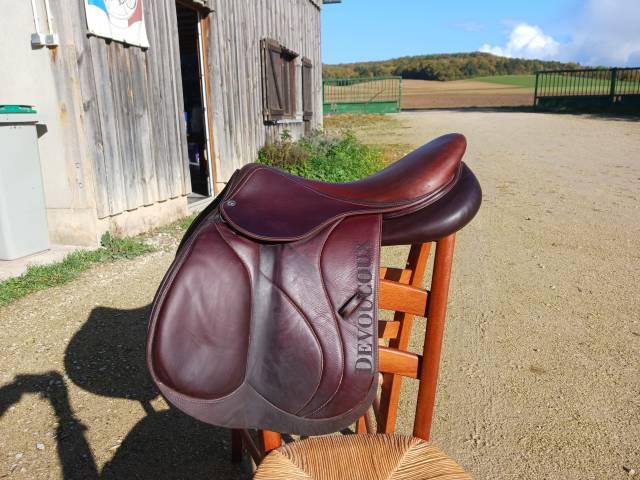 Selle obstacle Biarritz S Devoucoux 17,5 