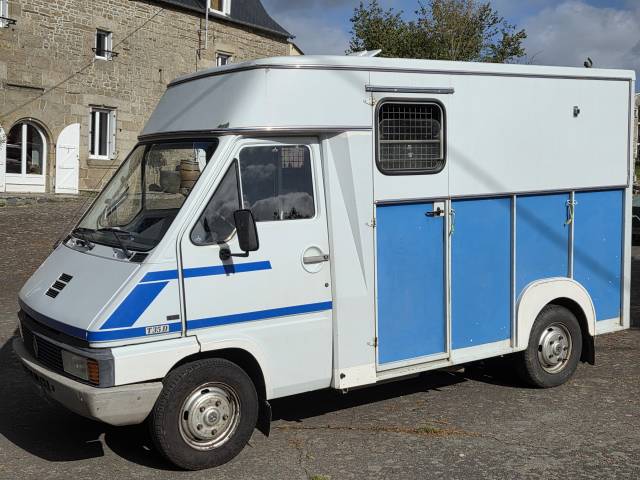 Camion chevaux vl
