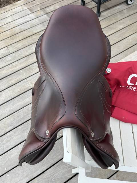 Selle CWD CLASSIC 17,5 doublé veau 