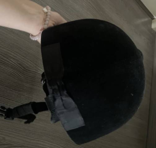 Bombe d’équitation taille 52