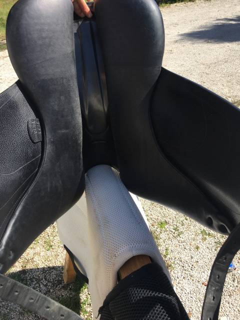 Selle de dressage Devoucoux 17,5