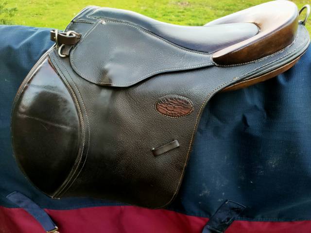 selle GUY CANTIN CSO 16.5 Pouces marron