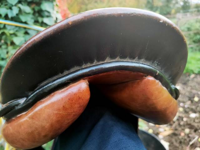 selle FORESTIER modèle DIANE 17 pouces
