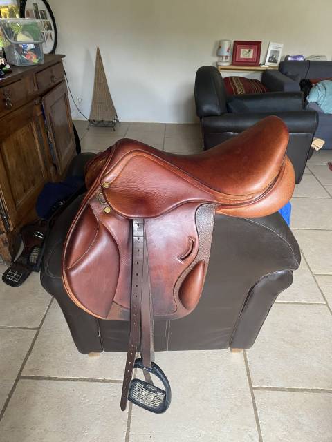 ? Selle Éric Thomas Crosse Fitter – 17” ?