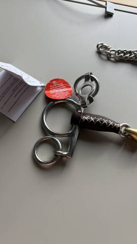 Pelham cuir 135 neuf