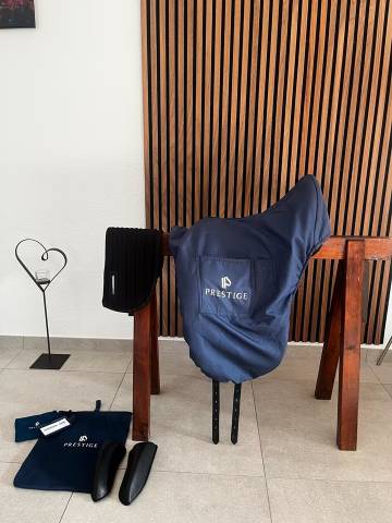 Selle de dressage Prestige X-D2 17 Pouces - Comme Neuve