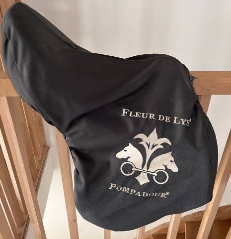 Selle fleur de Lys Pompadour CSO