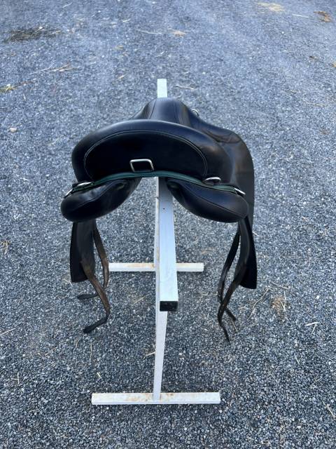 Selle Devoucoux korrika O