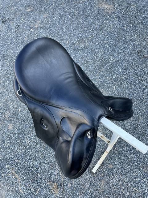 Selle Devoucoux korrika O