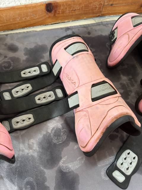 Guêtres + Protège-boulets HEXA rose – matière imperméab