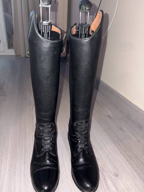 Botte equithème pied fin taille 36 et taille du mollet XS