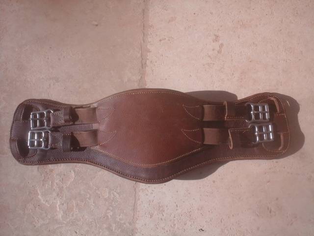 Selle cuir dressage mono quartier 