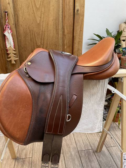 Selle mixte Éric Thomas Fitter 16,5” – Bon état