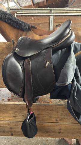 Selle CWD 2025 Taille 17.5 3c