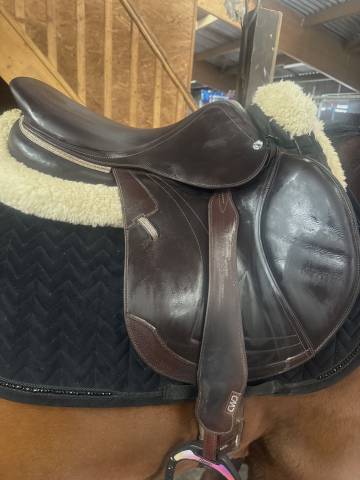 Selle CWD 2025 Taille 17.5 3c