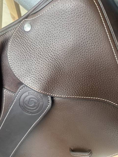 Selle forestier Seoul 18 4A Chataigne Veau / Grainé 