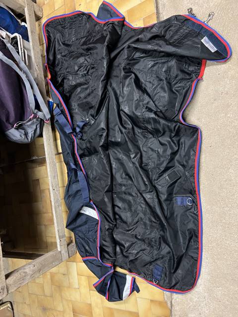 Couverture imperméable 0g